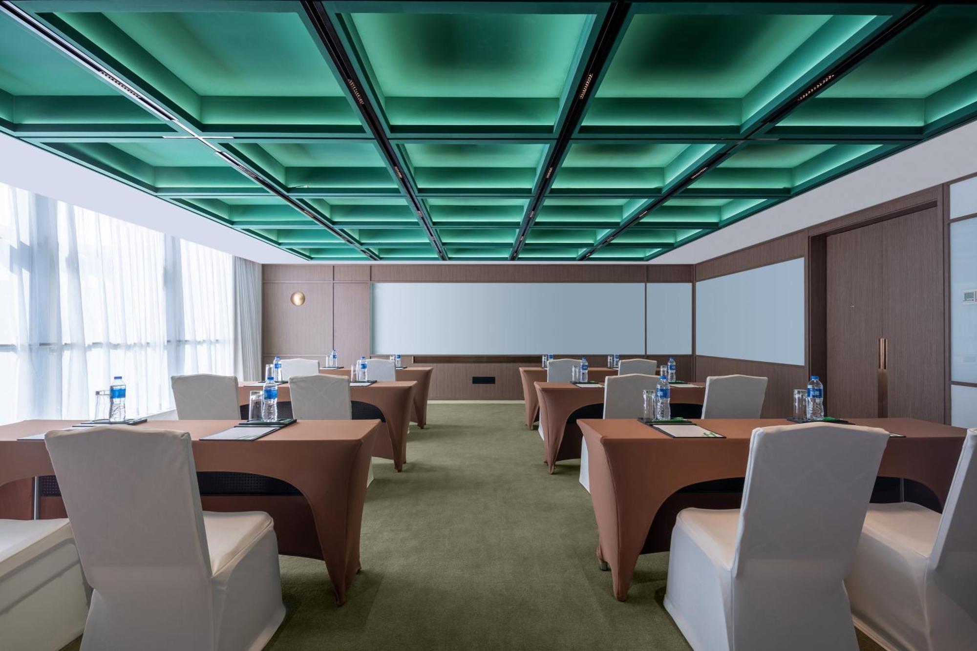 Holiday Inn Beijing Focus Square By Ihg ภายนอก รูปภาพ