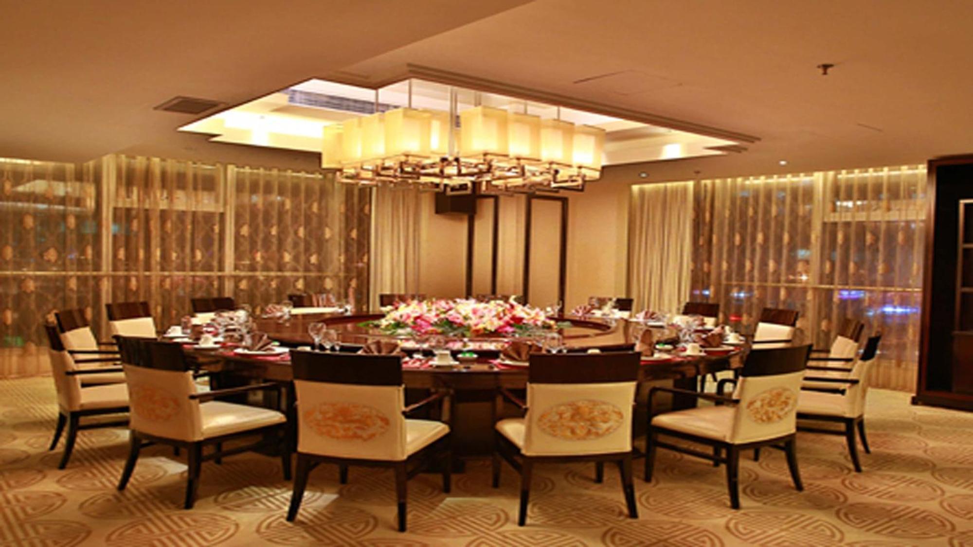 Holiday Inn Beijing Focus Square By Ihg ภายนอก รูปภาพ