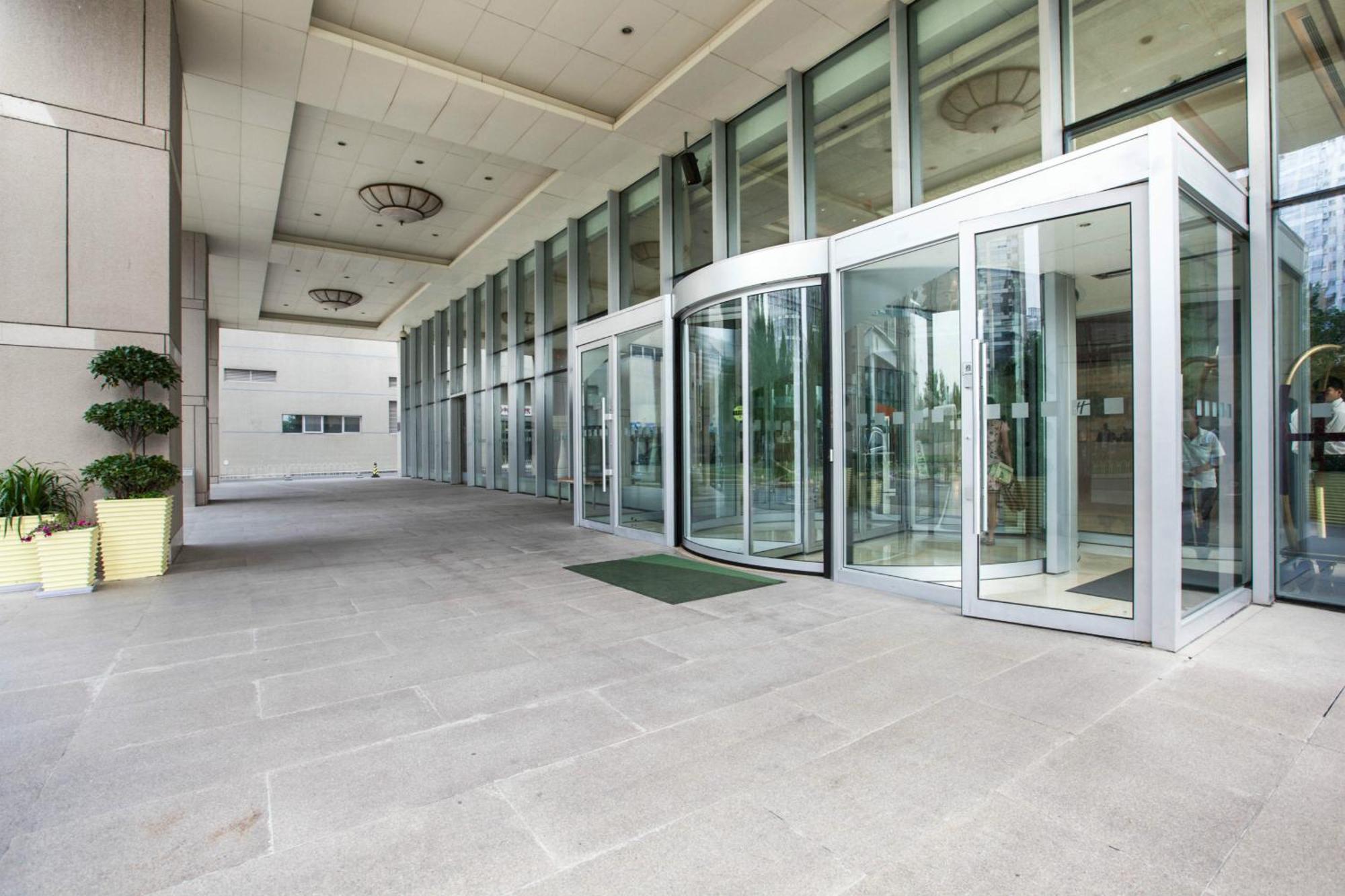 Holiday Inn Beijing Focus Square By Ihg ภายนอก รูปภาพ